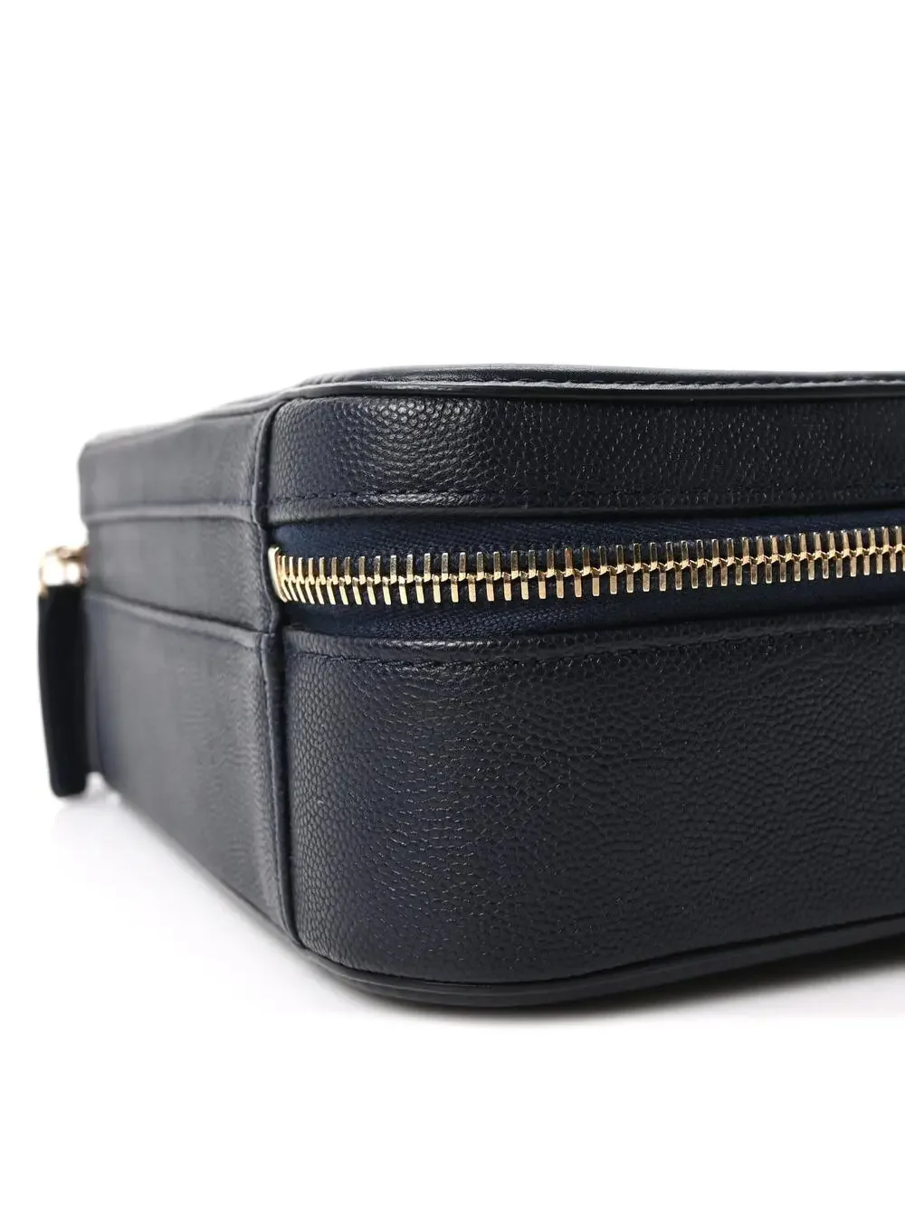 Chanel Caviar Quilted Medium Cc #277880C45B